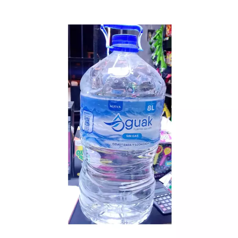 Agua sin gas 8L