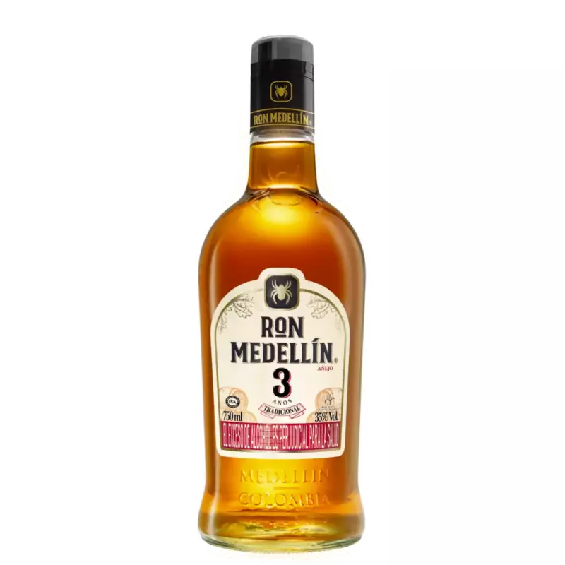 Ron Medellín Tradicional 3 años Bot