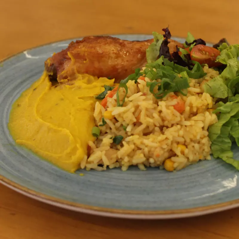 Quinta Feira: GALINHADA