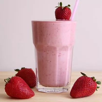 Milk shake de morango 🍓 300 ml