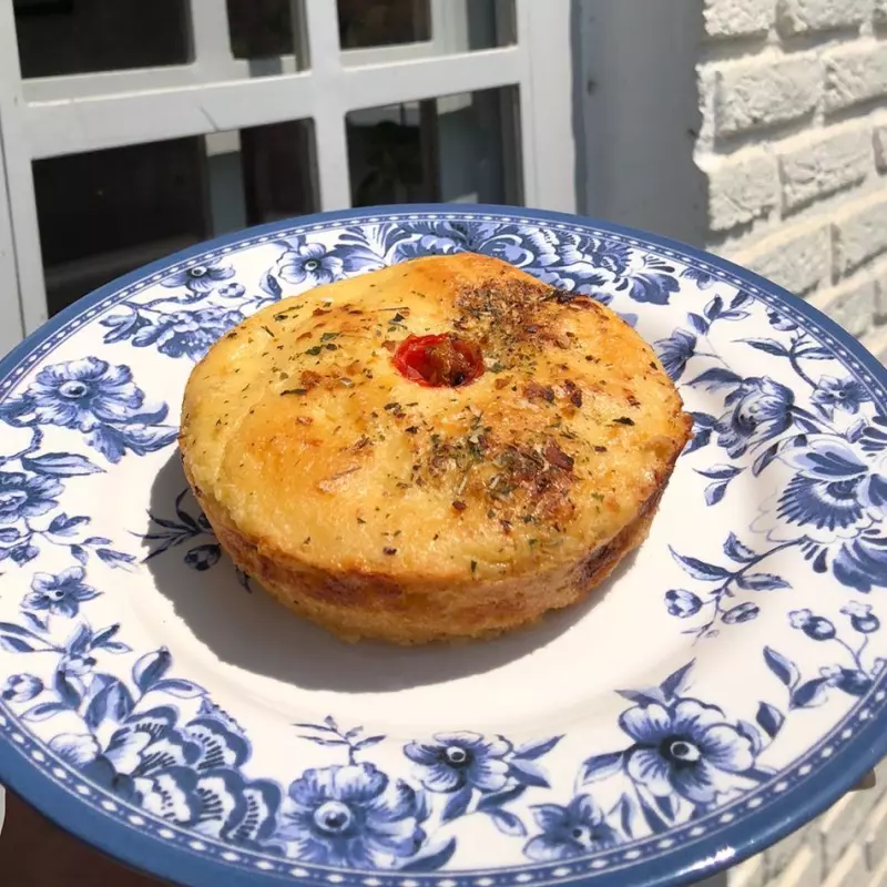 TORTINHA DE FRANGO LOW CARB