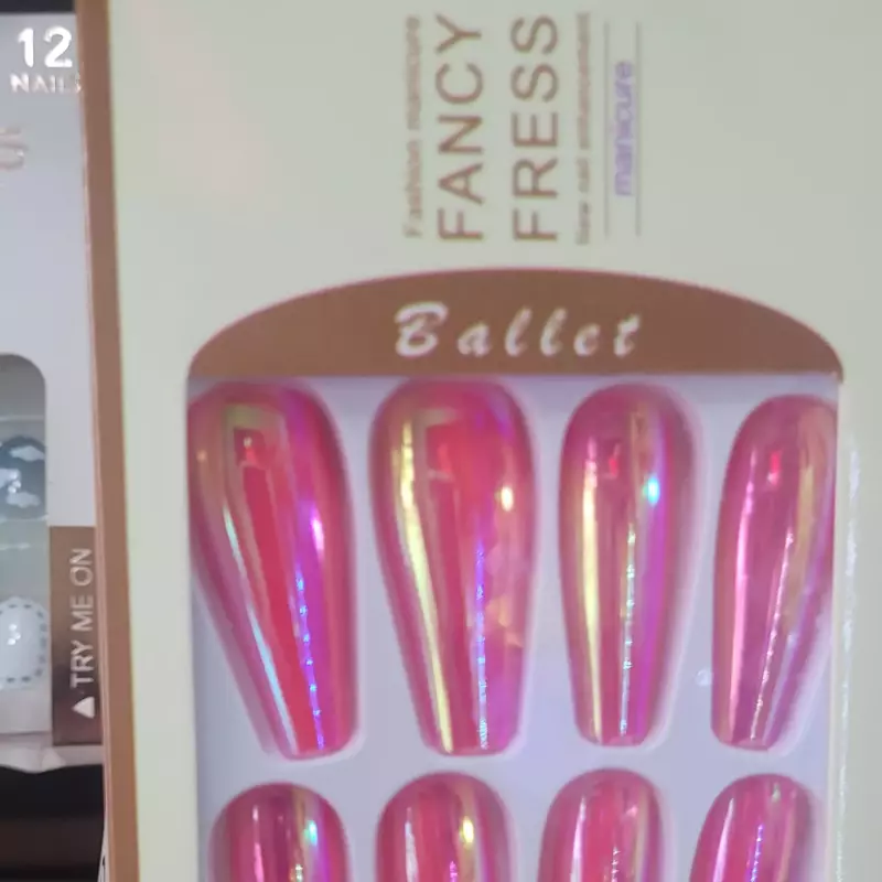 Fanny nails
