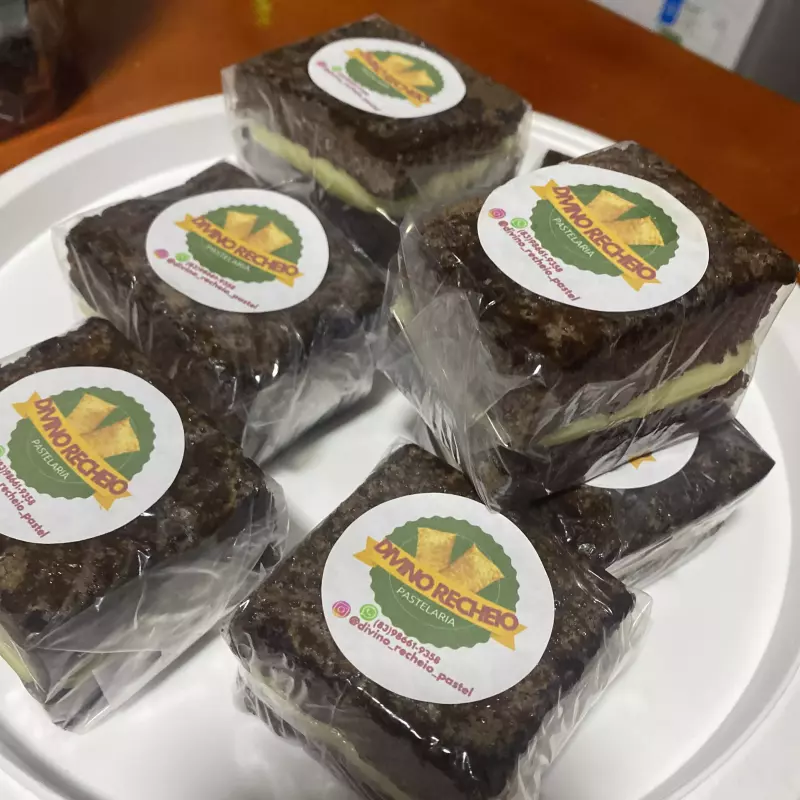 Brownie com brigadeiro de ninho