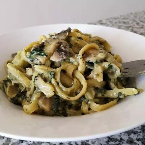 Pasta del chef con pollo