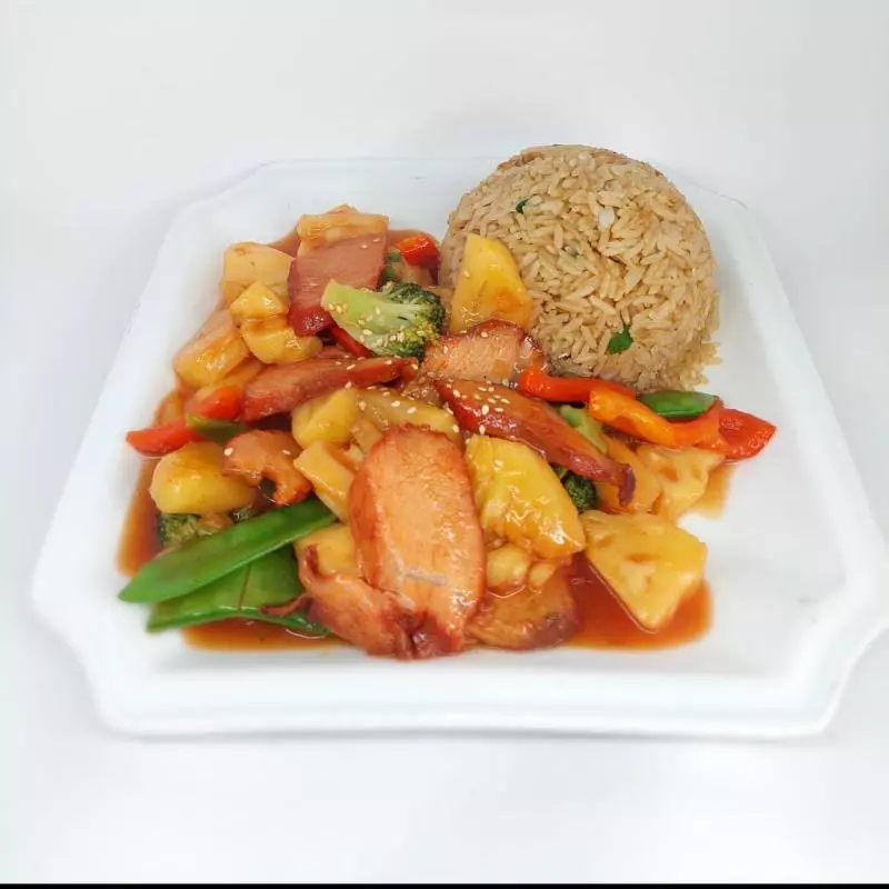 M18-Chancho con Piña + chaufa