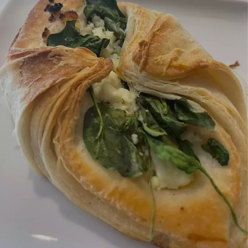 Envuelto feta y espinaca