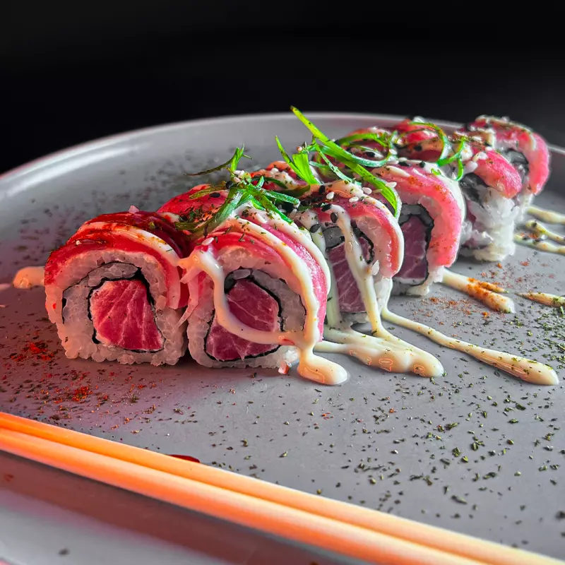 Tuna Roll Frio (10 Piezas)