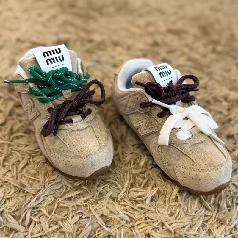 TENIS MIUMIU X NEW BALANCE