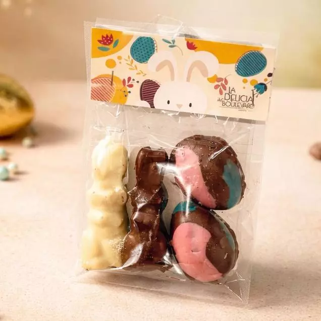 Bolsitas con huevos y conejitos