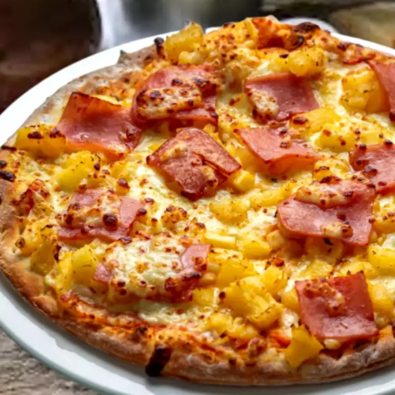 MEDIANA 1/2 HAWAINA 1/2 POLLO CHAMP