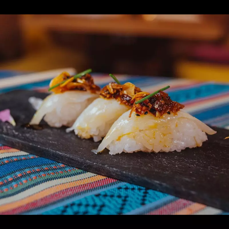 Nigiri de Pesca Blanca c/criollitax2