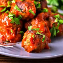 almondegas recheadas com queijo