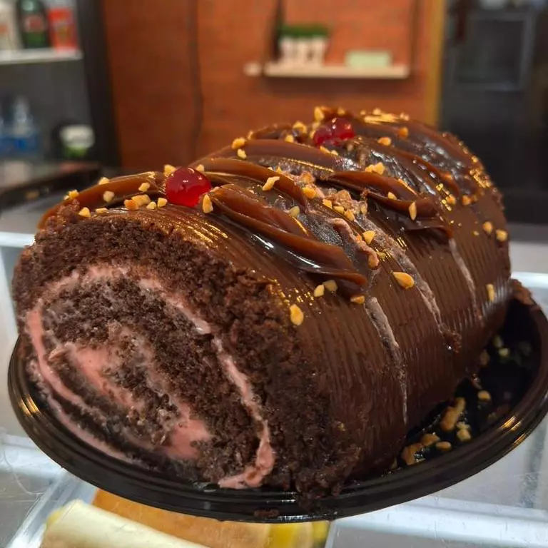 Rancobole de chocolate com morango