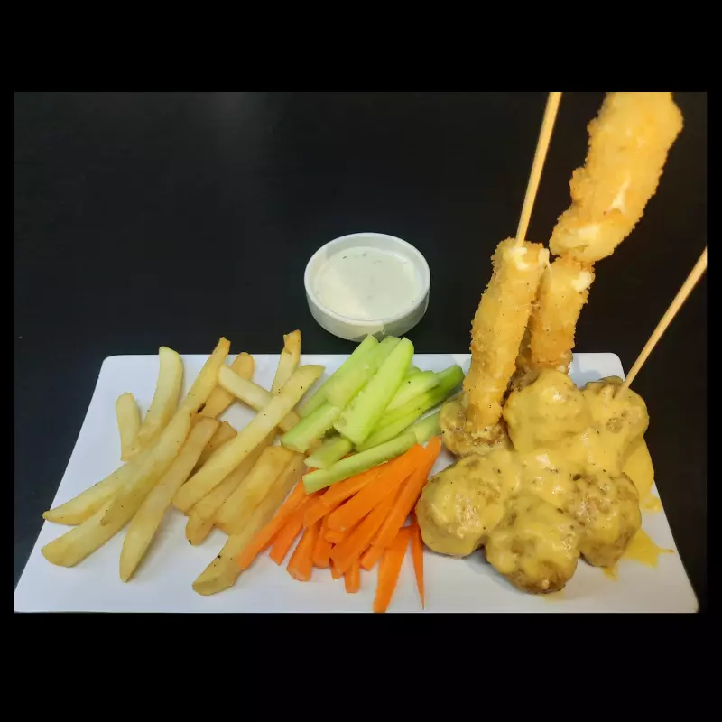 BONELESS + DEDOS DE QUESO