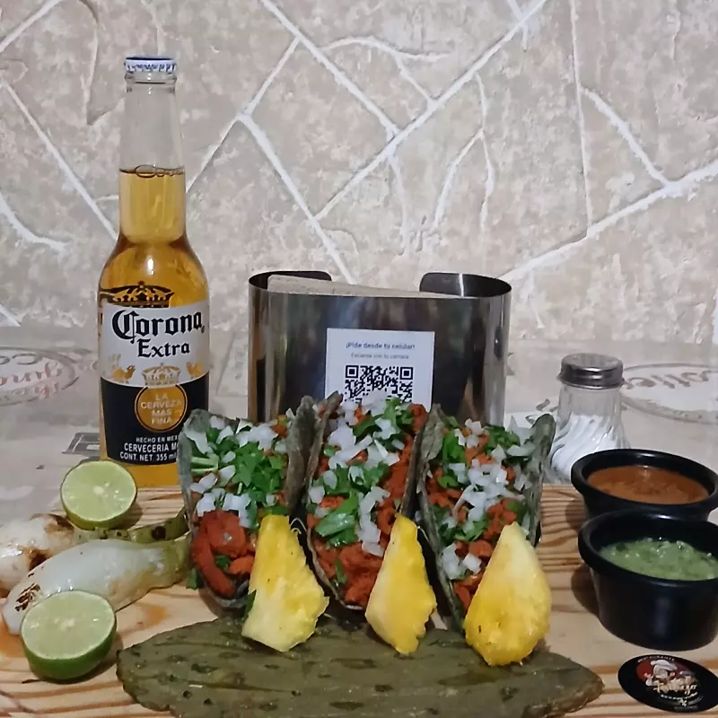 TACOS DE PASTOR