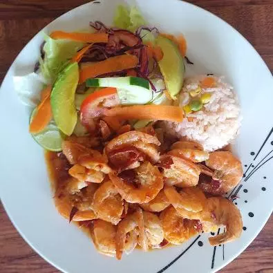 Camarones al ajillo