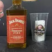 DOSE JACK DANIELS FIRE C/ RED BULL