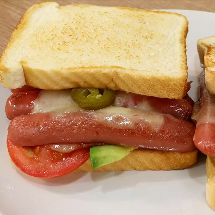 (ElJ) Sandwich "Salchicha"