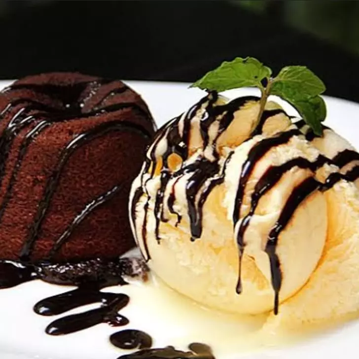 Petit Gateau com Sorvete de Creme