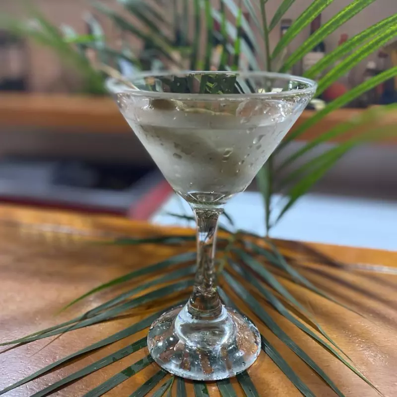 DRY MARTINI