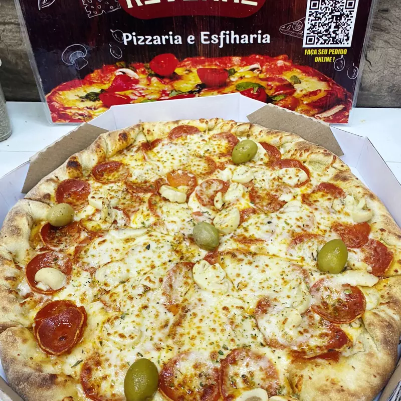 PIZZA SUPREMA AMERICANA (* Peperoni)