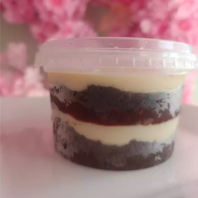 BDP ( 4 LEITES COM GELEIA DE MORANGO