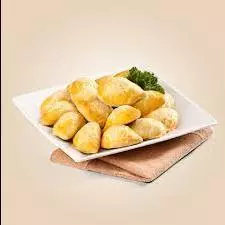 Pastel de Frango/ Salgado Festa