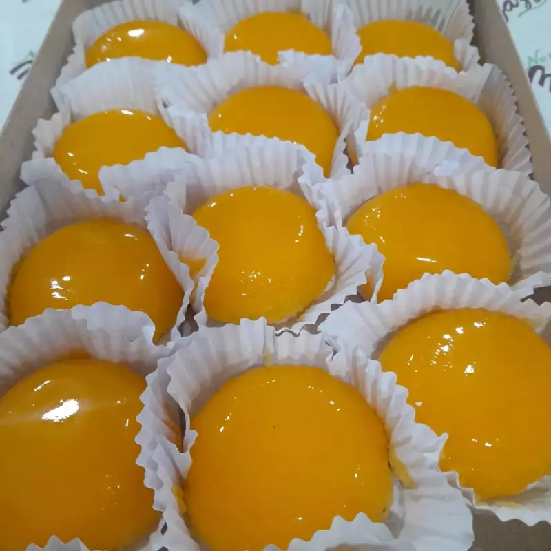 Quindim Cx com 12 und