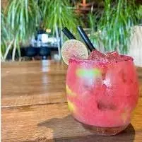 CAIPIRIÑA DE FRUTILLA