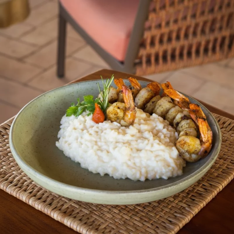 RISOTO DE  PARMESÃO  COM  CAMARÃO