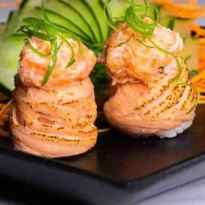 4 Peça Joe Joe de Salmão Maçaricado