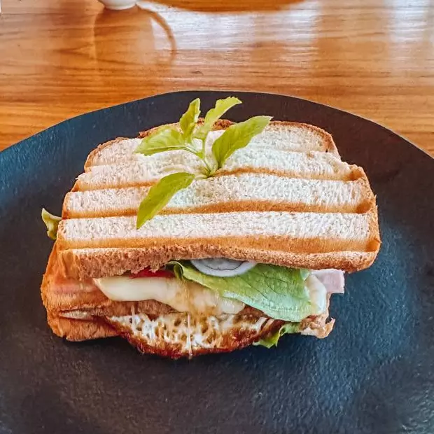 SANDUÍCHE MISTO QUENTE