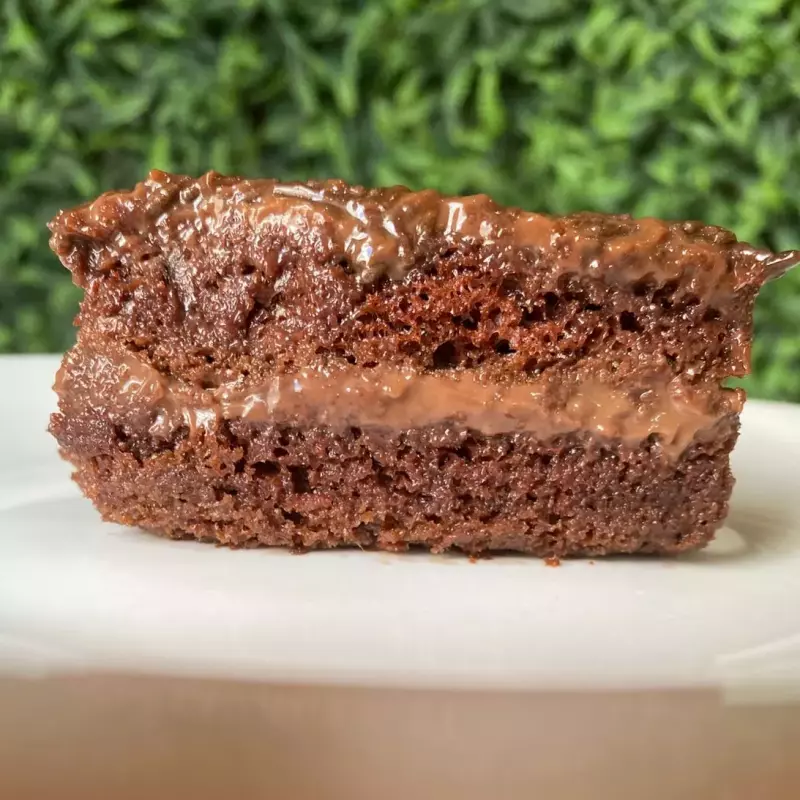 BOLO GELADO BRIGADEIRO