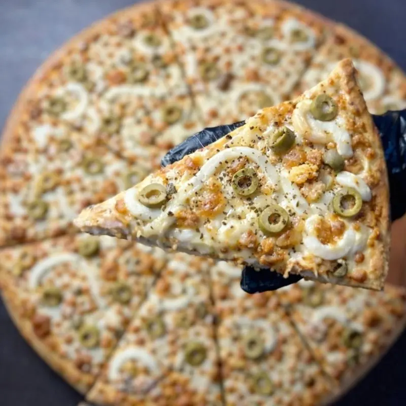 Pizza Frango c/ + guaraná 1,5