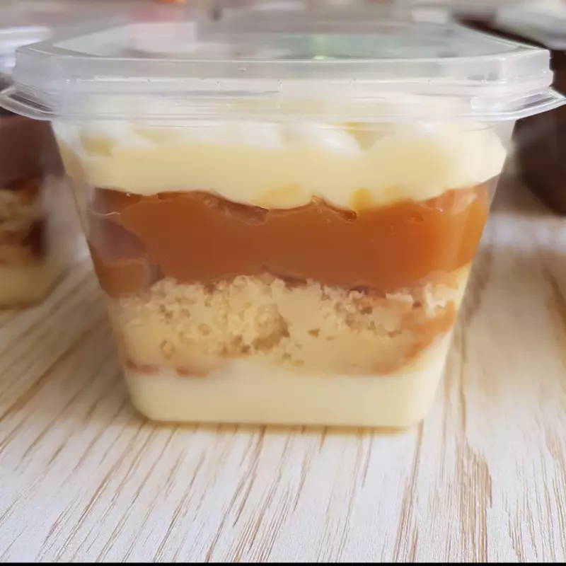 BOLO NO POTE DOCE DE LEITE COM NINH