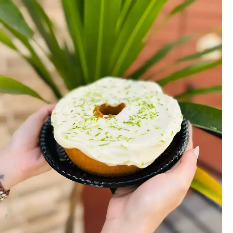 CASEIRO C/ COBERTURA - LIIMÃO