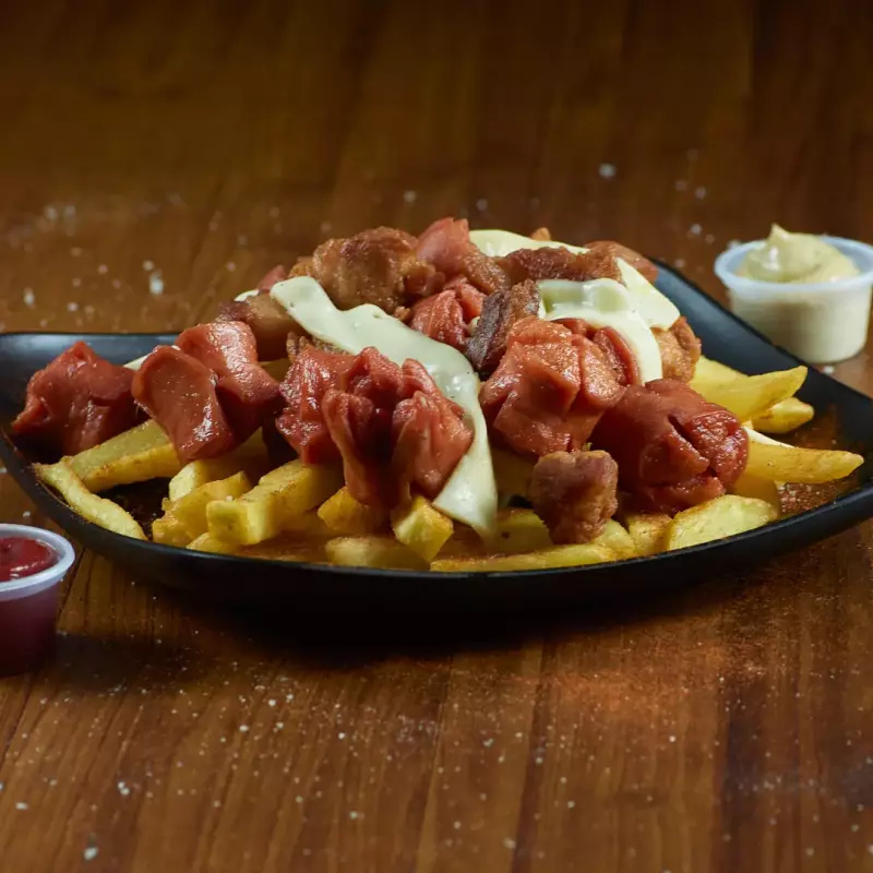 SALCHIPAPA DE LA CASA