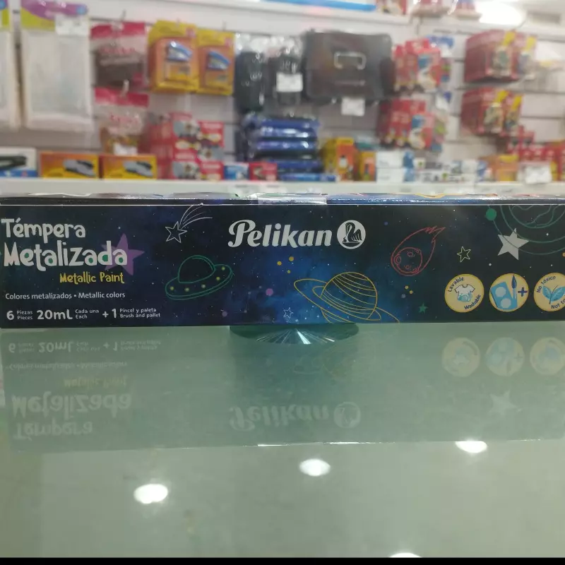 Témpera metelizada pelikan