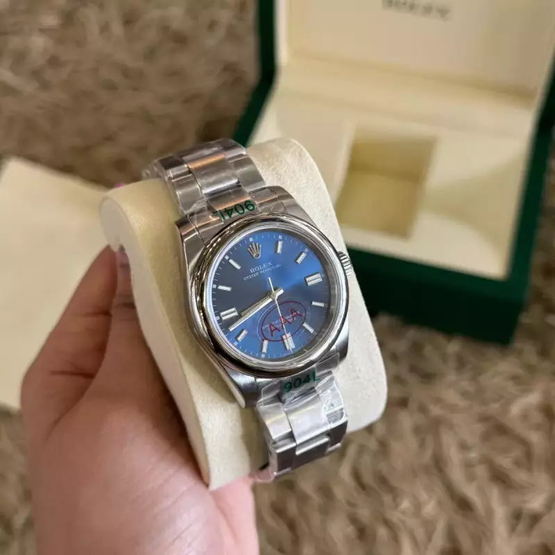 ROLEX SILVER BLUE 01