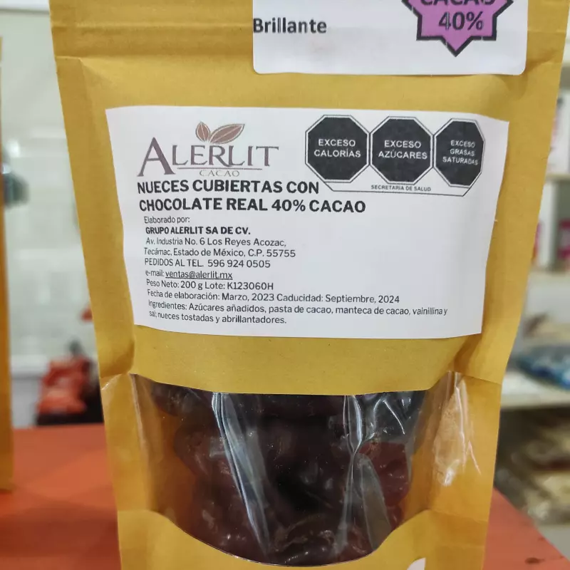 Nuez con 40% cacao