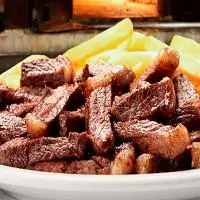 CARNE DE SOL DE ITORORÓ COM BATATA FRITA