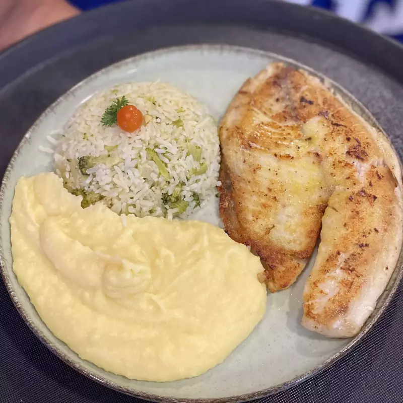 FILÉ DE TILÁPIA GRELHADA EXECUTIVO