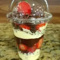 Copo da felicidade de morango