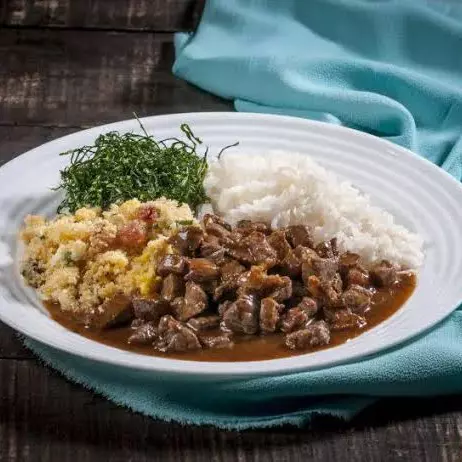 Picadinho de carne paulista
