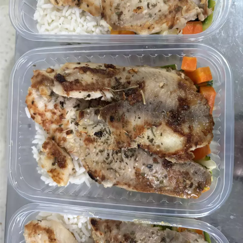 Tilápia com ervas finas