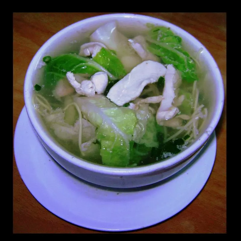 Sopa Wantan de Menú