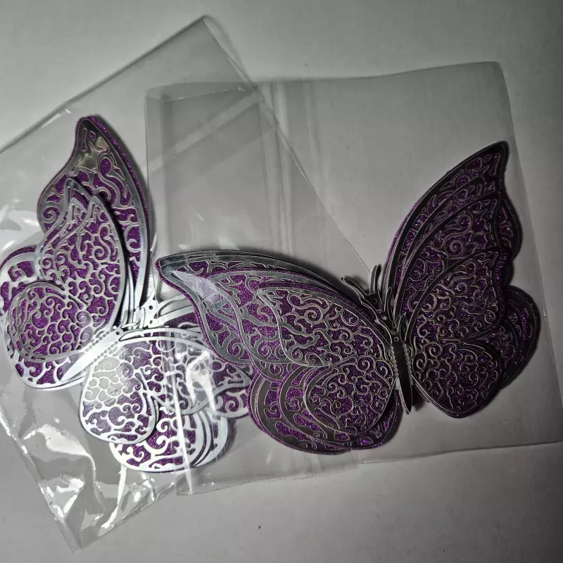 Mariposas troqueladas