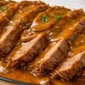 Lagarto ao molho roty com champignon