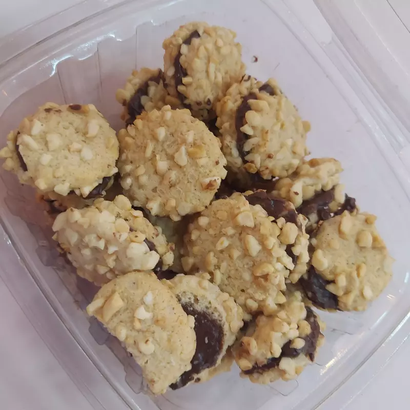 Biscoito casadinho c/ creme de avelã