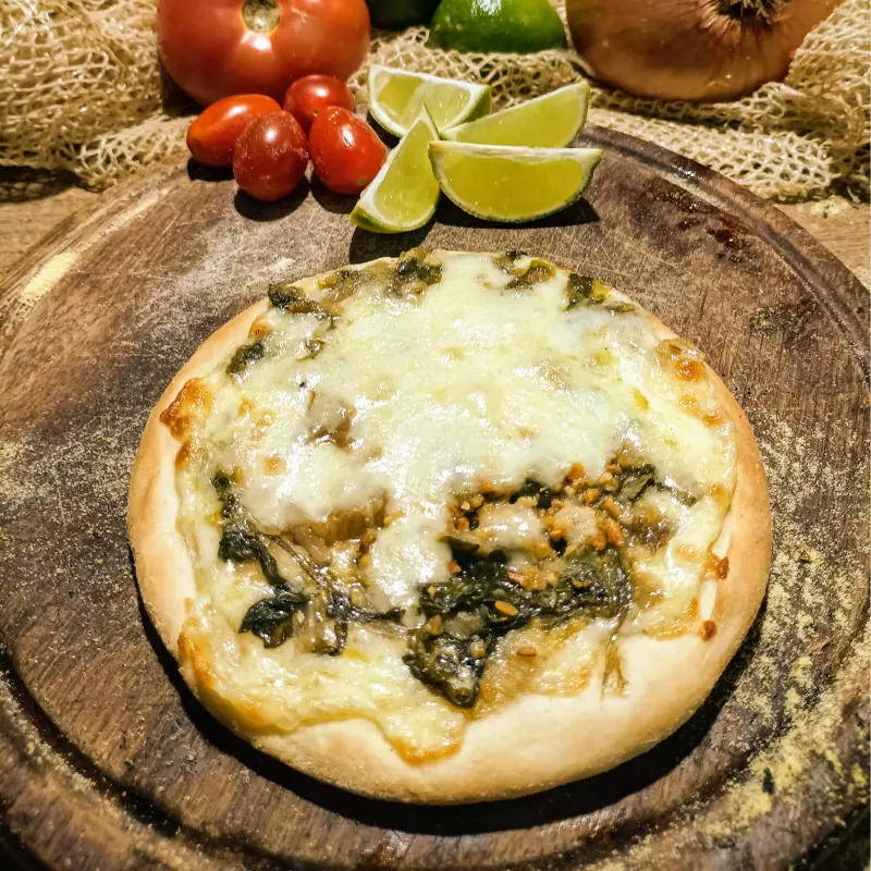 Esfiha Escarola com Queijo